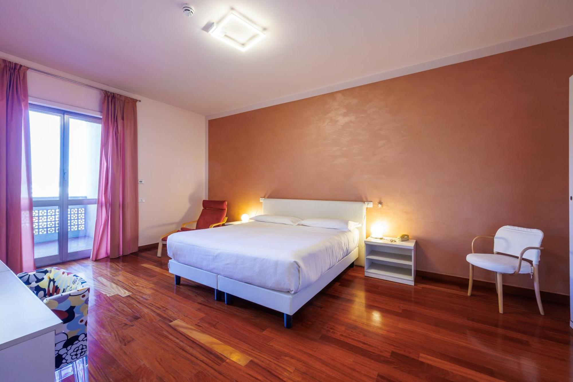 Residence Hotel Torino Uno Exterior foto